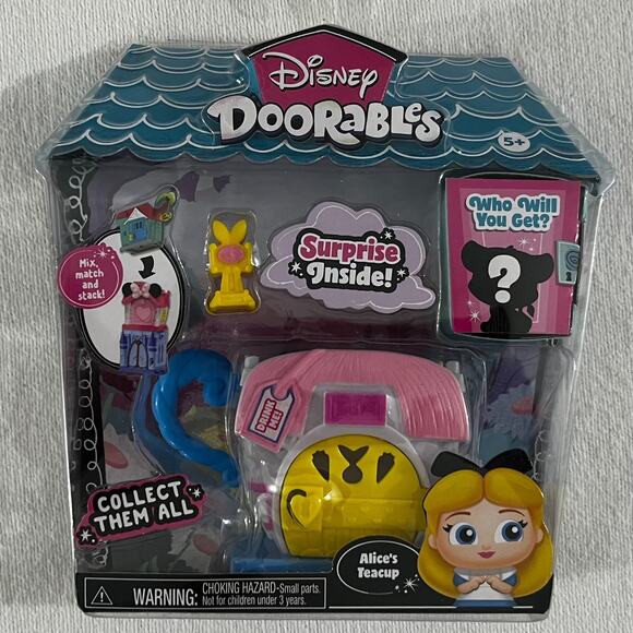 Disney Doorables Mini Playset Alice's Teacup w/ Mystery Figure - Picture 1 of 3